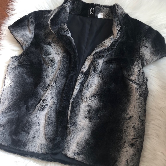 Marc Bouwer Jackets & Blazers - MARC BOUWER FAUX FUR JACKET-stunning- smal…